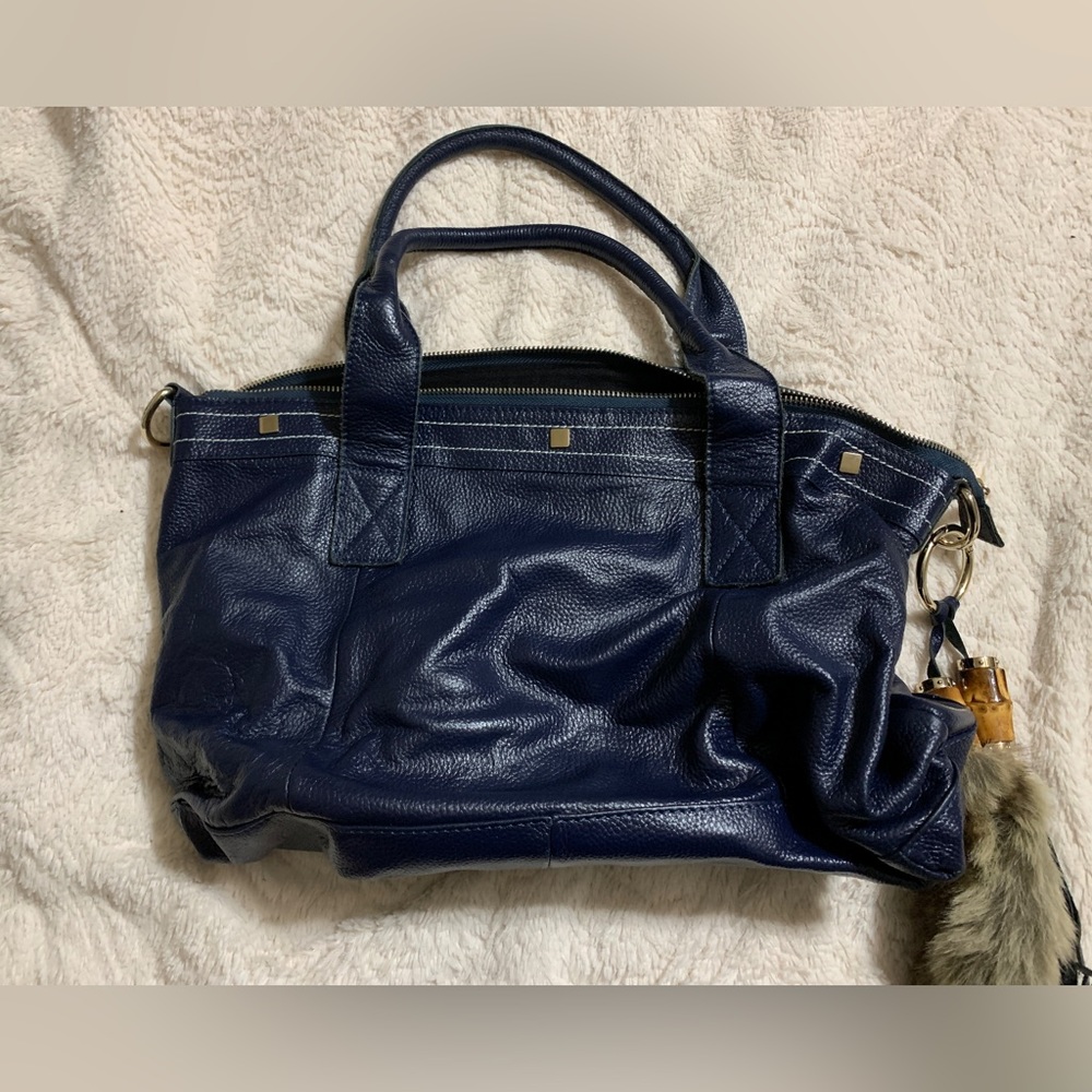 EUC Cuore & Pelle Navy purse